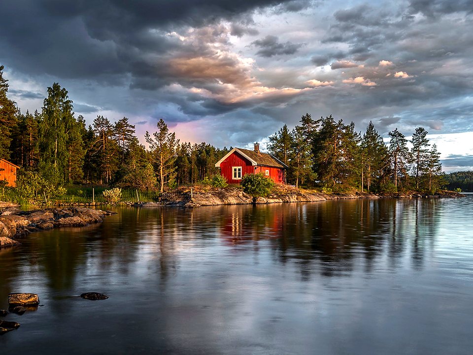 Coucher de soleil sur un lac, Norvège / Sunset over a lake, Norway